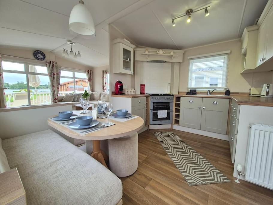 Amazing 2Bedroom Caravan In Lincoln, Tattershall Exteriér fotografie